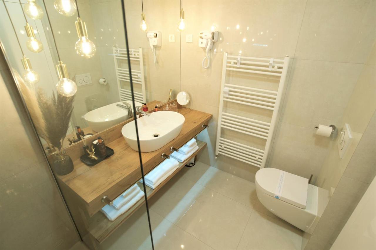 Apartman My Story โอซีเยก ภายนอก รูปภาพ